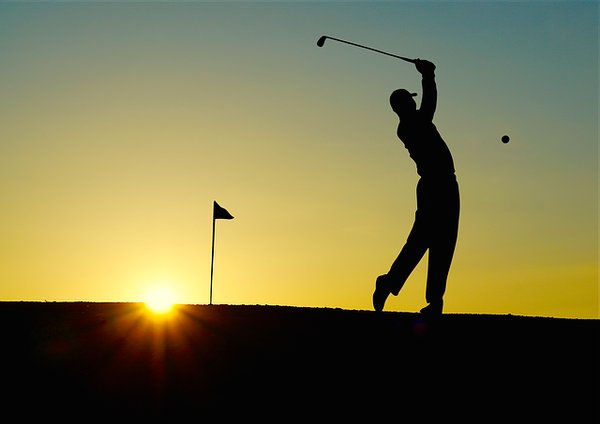 Boostez votre performance avec un stage de golf intensif et adapté à votre niveau